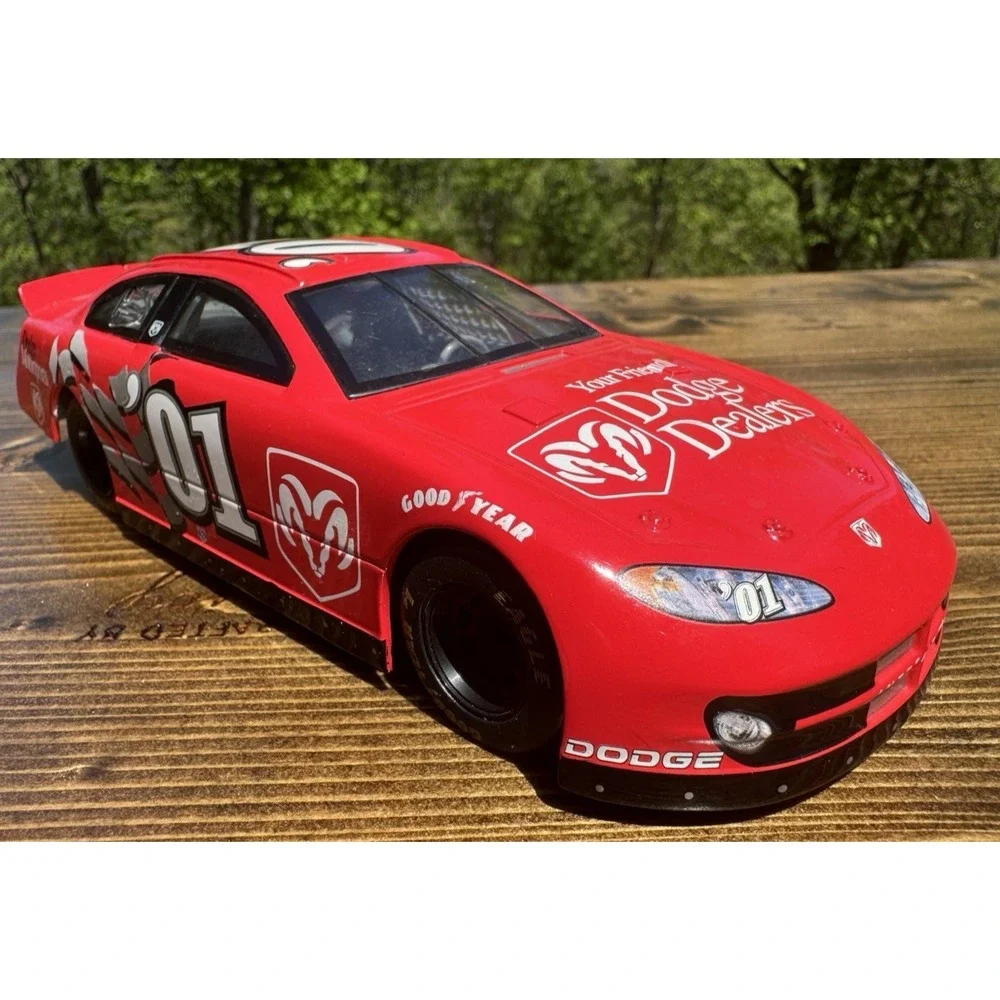 2001 Racing Champions Dodge Motorsports 01 Intrepid RT NASCAR 1/24 Diecast